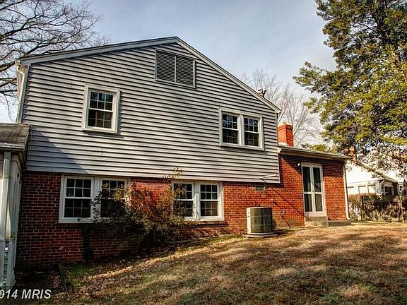 2nd image of 8519 Doter Dr