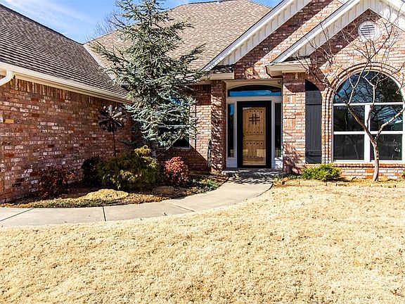 2nd image of 12409 Lorien Way