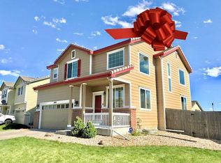 10082 Crystal Cir, Commerce City, CO 80022