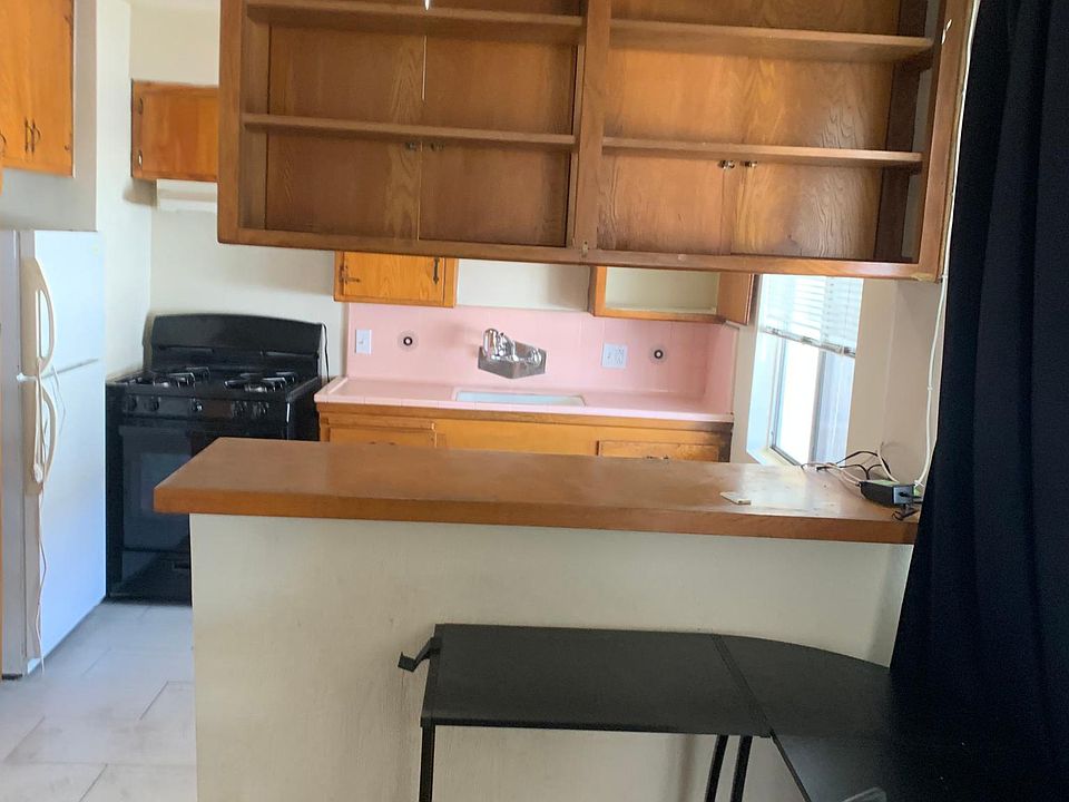 The Cabinet and the counter