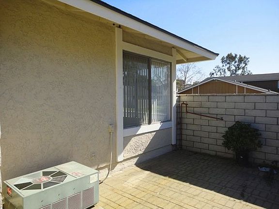 3rd image of 1309 Parkside Dr
