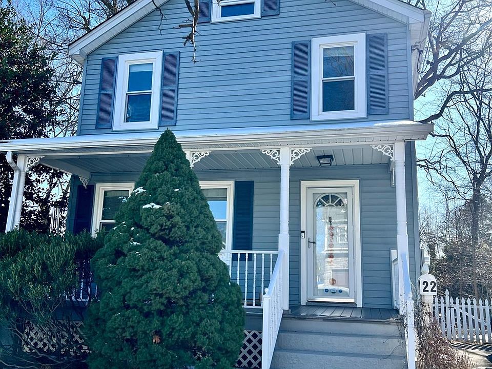 2nd image of 22 E Walnut St