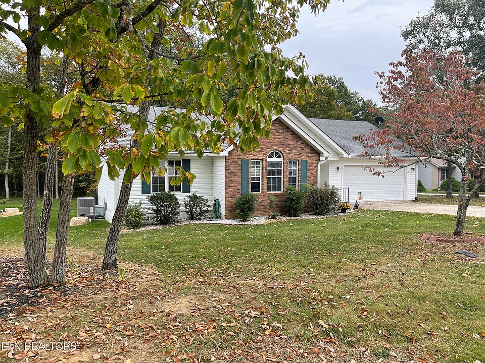 1st image of 552 Snead Dr