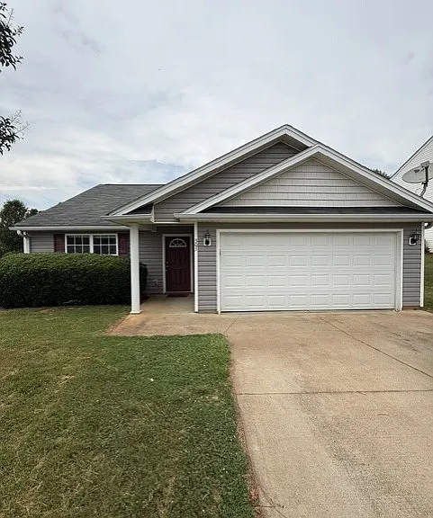 305 Cool Embers Ln — Photo 1