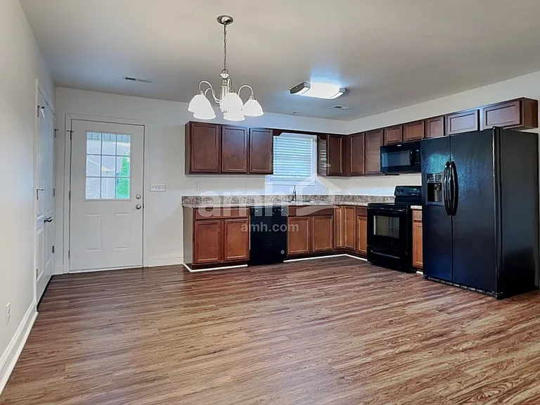 6515 Mission Springs Ln — Photo 4
