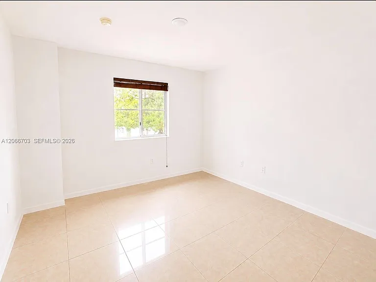 3007 SE 17th Ave #3007 — Photo 8
