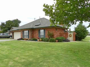 630 NW Waterford Dr, Lawton, OK 73505
