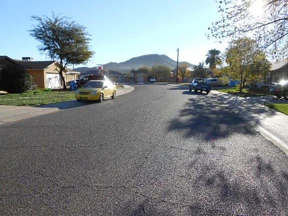 5th image of 2519 W Windrose Dr
