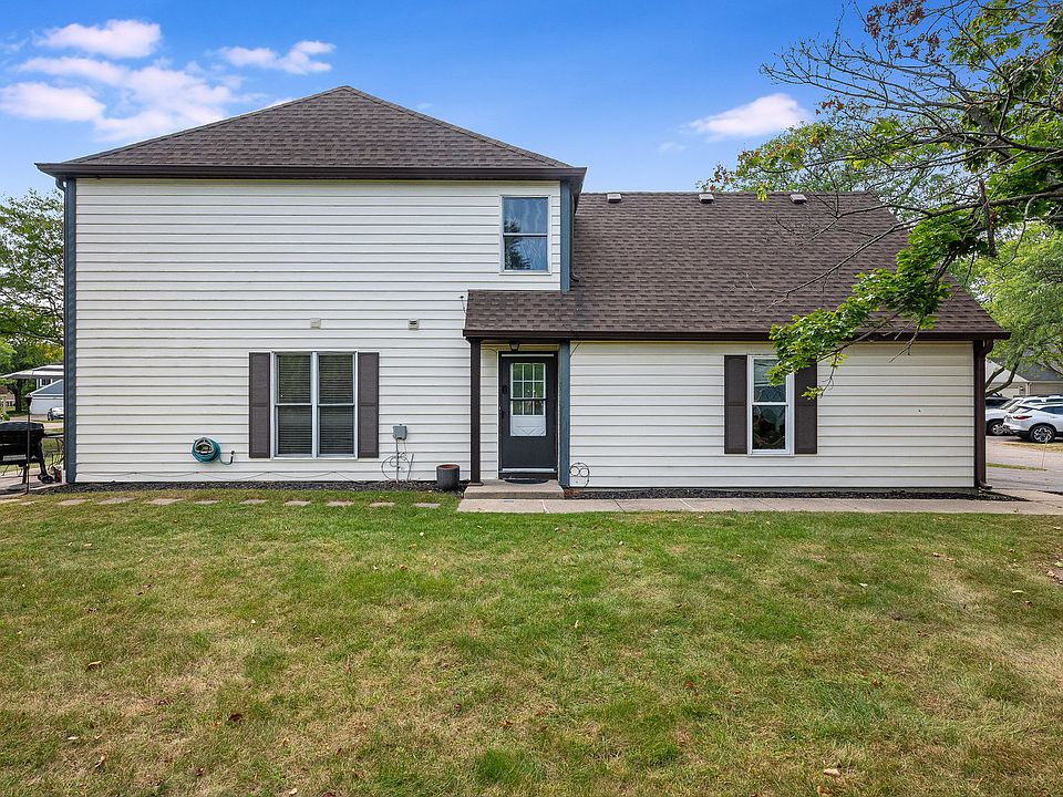 1st image of 2681 Waterford Ct #1