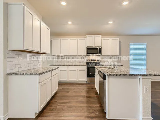 1725 Rocky Rise — Photo 15