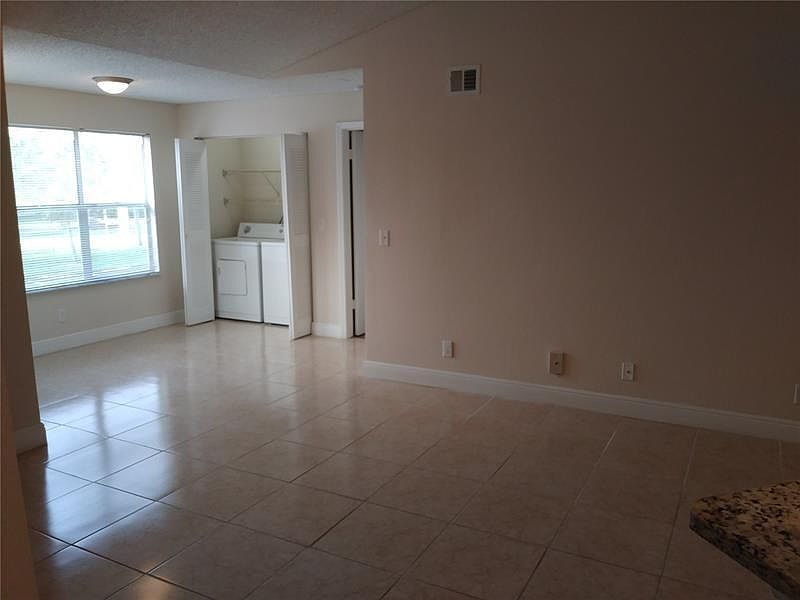 1st image of 12400 Vista Isles Dr #11421
