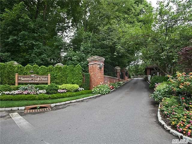 1st image of 15 Pony Cir