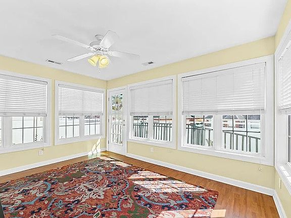 3rd image of 133 Wellsgrove Ln