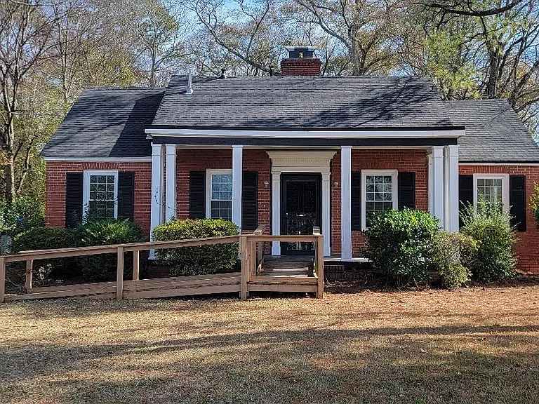 3329 S Court St — Photo 1