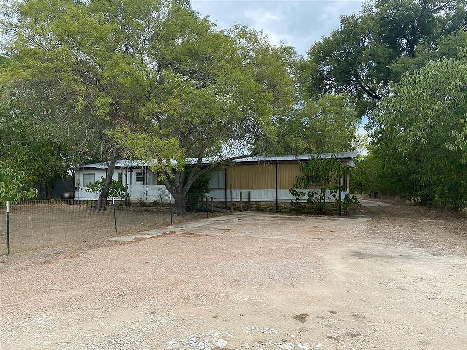 1st image of 106 Carson Ave