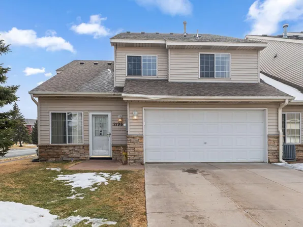 2196 Flamingo Dr, Shakopee, MN 55379