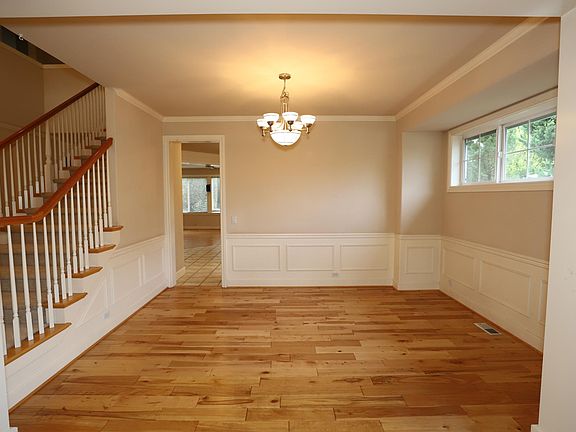 3rd image of 12091 SE 41st St