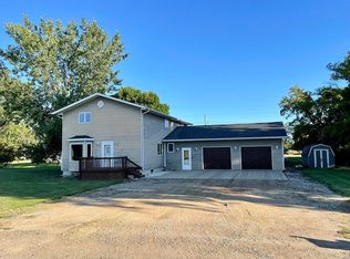 209 Main Ave, Monango, ND 58436