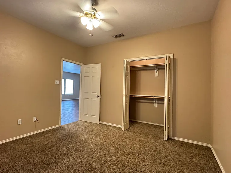 17308 FM 2493 — Photo 15
