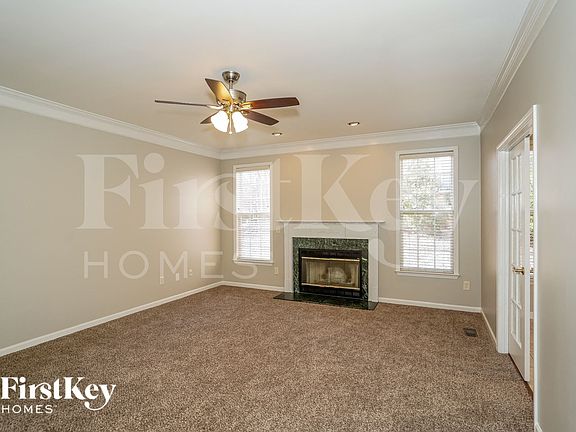 2nd image of 29 Holly Springs Ln