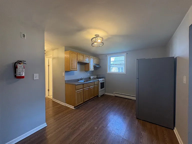64 Harper Ave #B — Photo 1