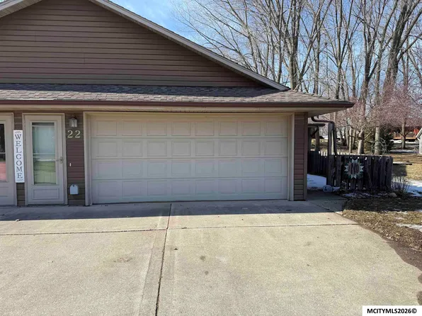 380 S Yorktown Pike Unit 22, Mason City, IA 50401