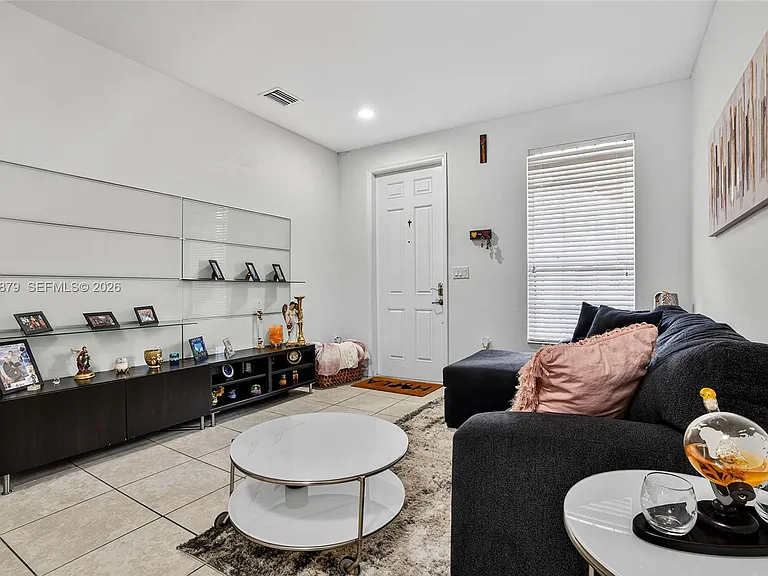 9341 SW 171st Ave — Photo 6