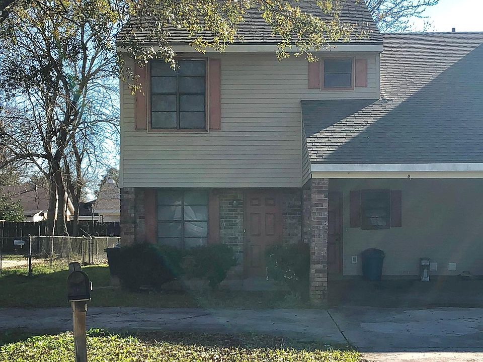 1st image of 301 Bickerton Dr #B