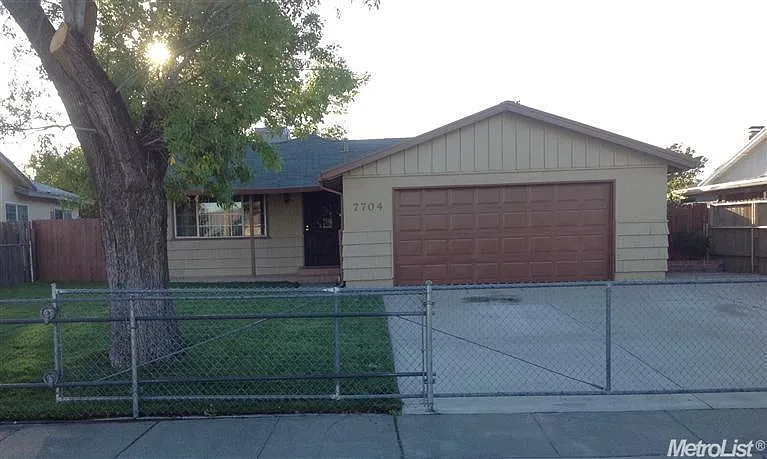 7704 Detroit Blvd photo 1