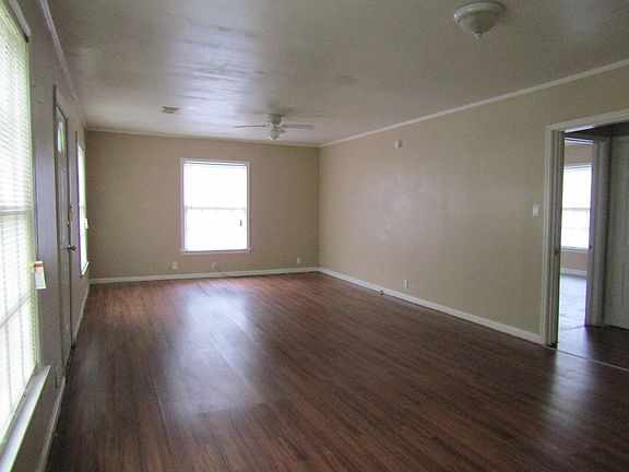 5th image of 1220 Trinidad St