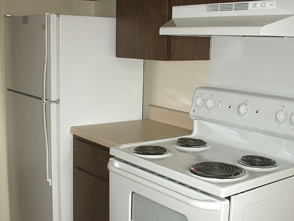 5th image of 5034 Mansfield Ave