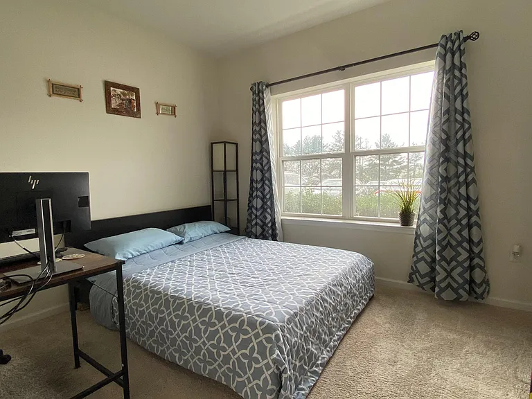 Guest bedroom