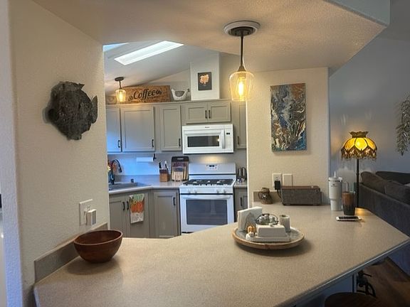 4th image of 14814 Ryder Ct #276