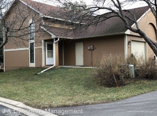 7 Elton Ridge Ct NW, Rochester, MN 55901