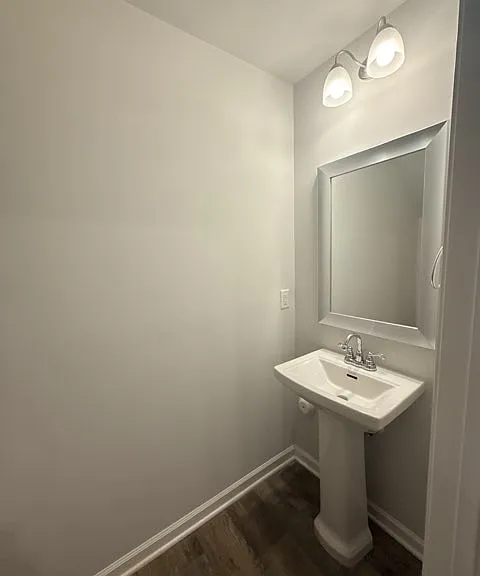 122 Enterprise Dr — Photo 2