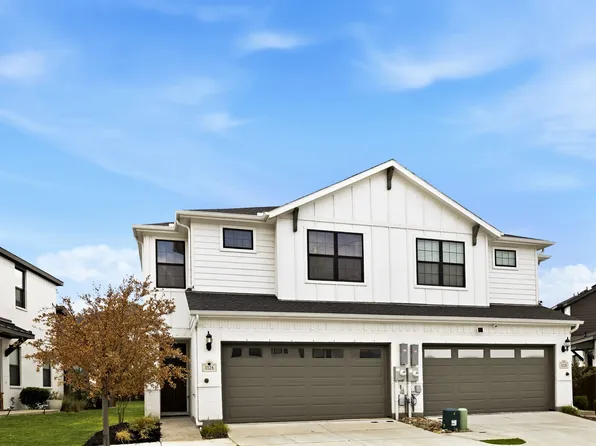 1126 Bowie Dr, Lewisville, TX 75077