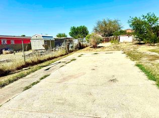 3914 Sitting Bull Ln, Laredo, TX 78043