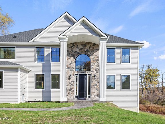 5th image of 8 Northbrook Ln