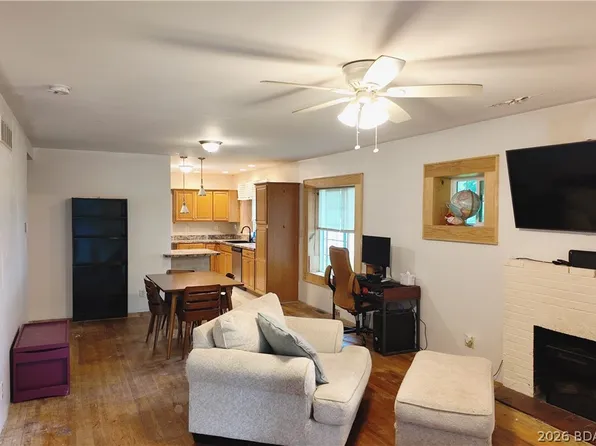 205 S Grand Ave, Eldon, MO 65026