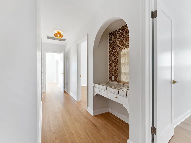 5001 W 20th St — Photo 19