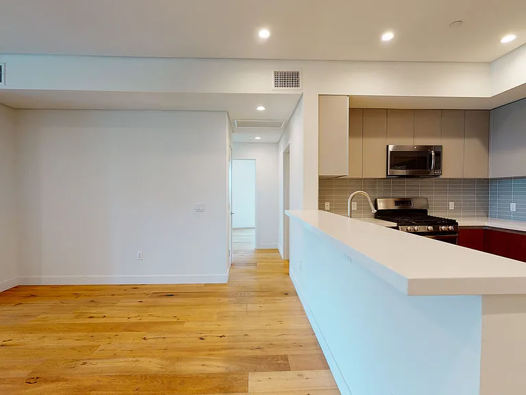 938 S Orange Grove Ave #203 — Photo 6