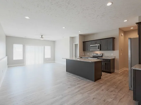 5051 W Stampede Ln, Lincoln, NE 68528