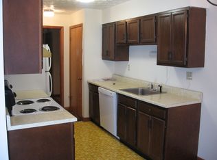 1543 & 45 Smith St #1, Milton, WV 25541