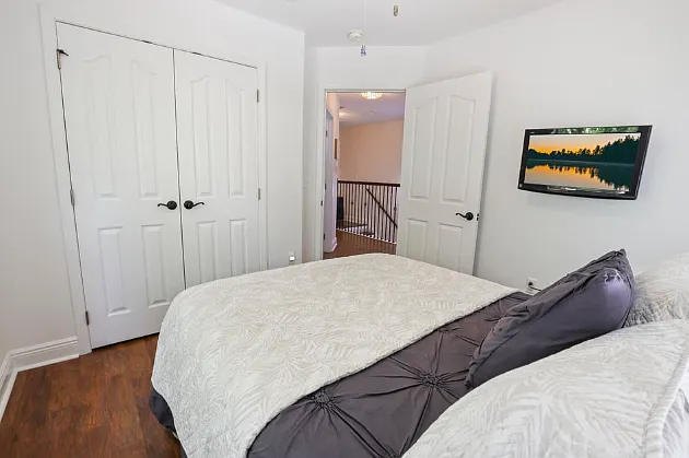 Guest Bedroom 1