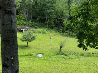 110 Grey Fox Ln, Marble, NC 28905