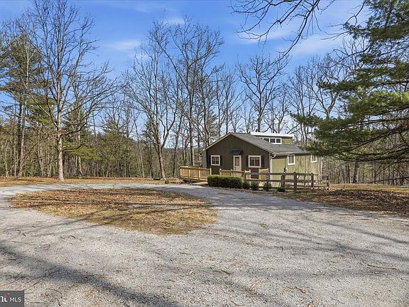 4th image of 151 Bent Oak Rd