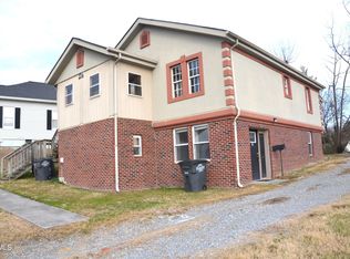214 E Ravine Rd, Kingsport, TN 37660