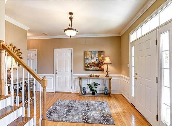 3rd image of 11909 Ivy Hollow Ct