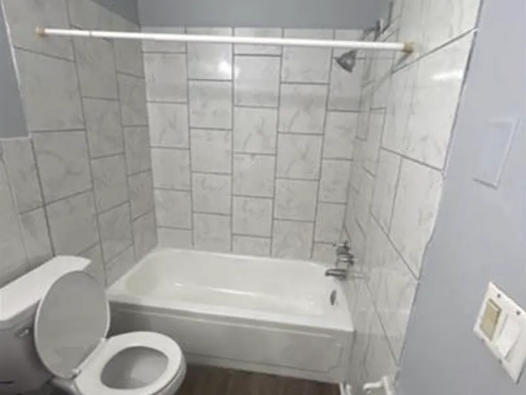 423 Briarwood Ave — Photo 14