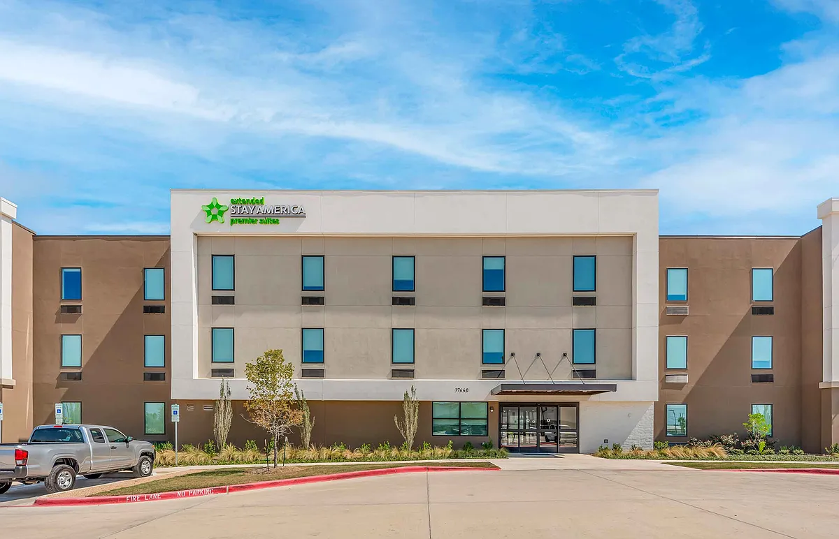 Exterior - 17648 Verde Pkwy